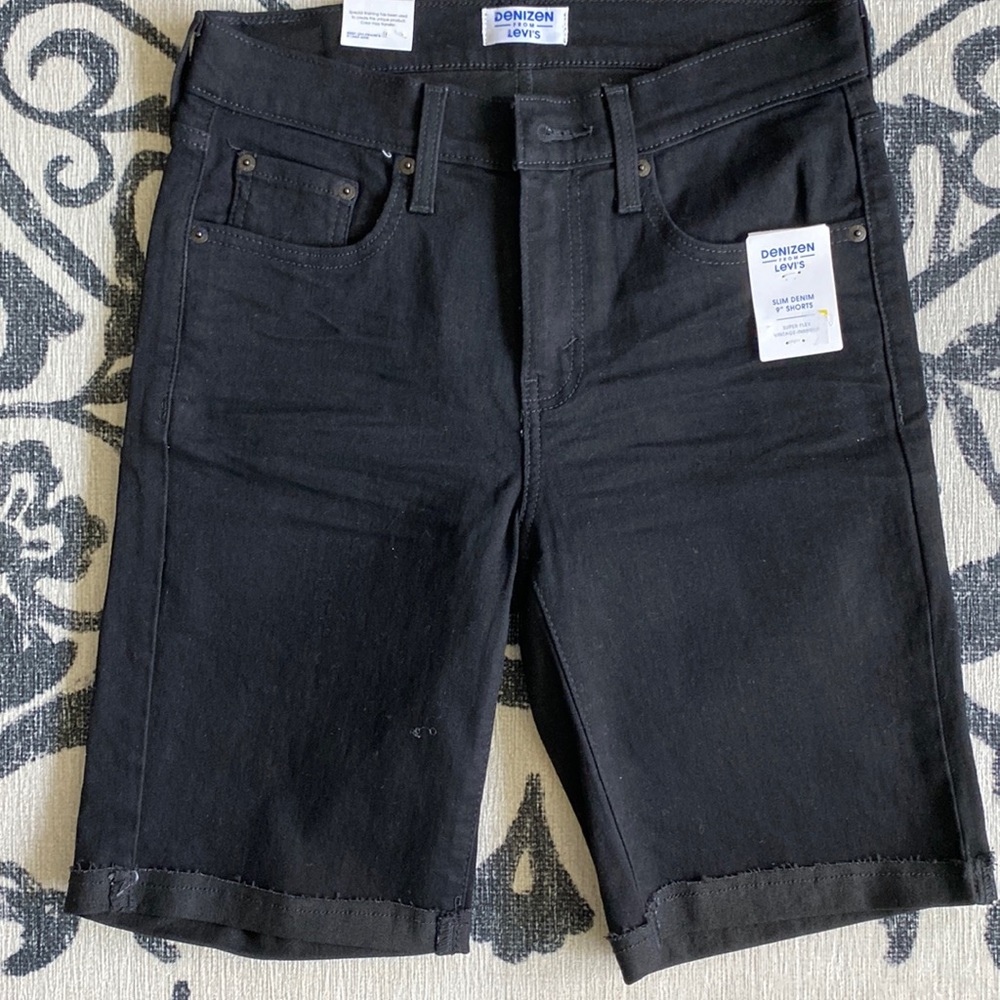 Levi’s Denizen slim black denim shorts